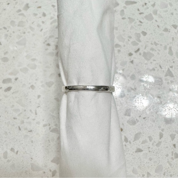 Sterling Silver Chevron Shape Ring Size 3 - Picture 3 of 5